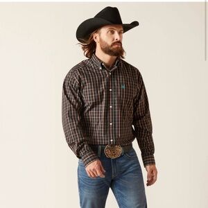 Ariat Men's Wrinkle Free Gaven Classic Fit Shirt